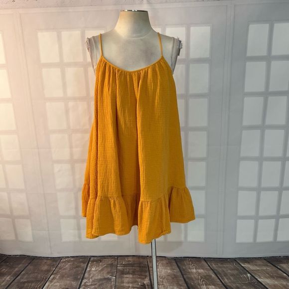 Lulu's Gold Halter Sundress Sleeveless Mini - Picture 1 of 10